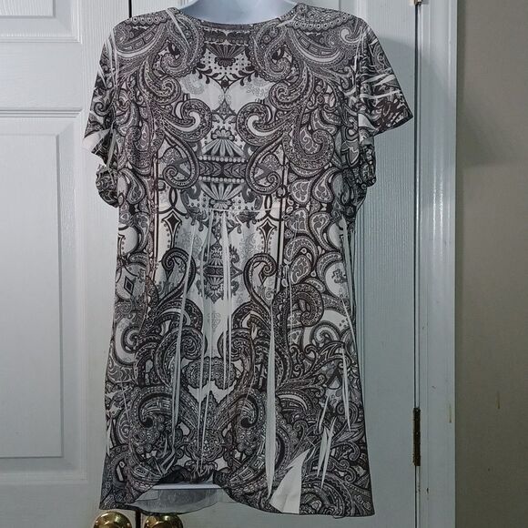 Apt 9 black gray white short sleeve casual blouse Sz 1X NWOT - Picture 5 of 8